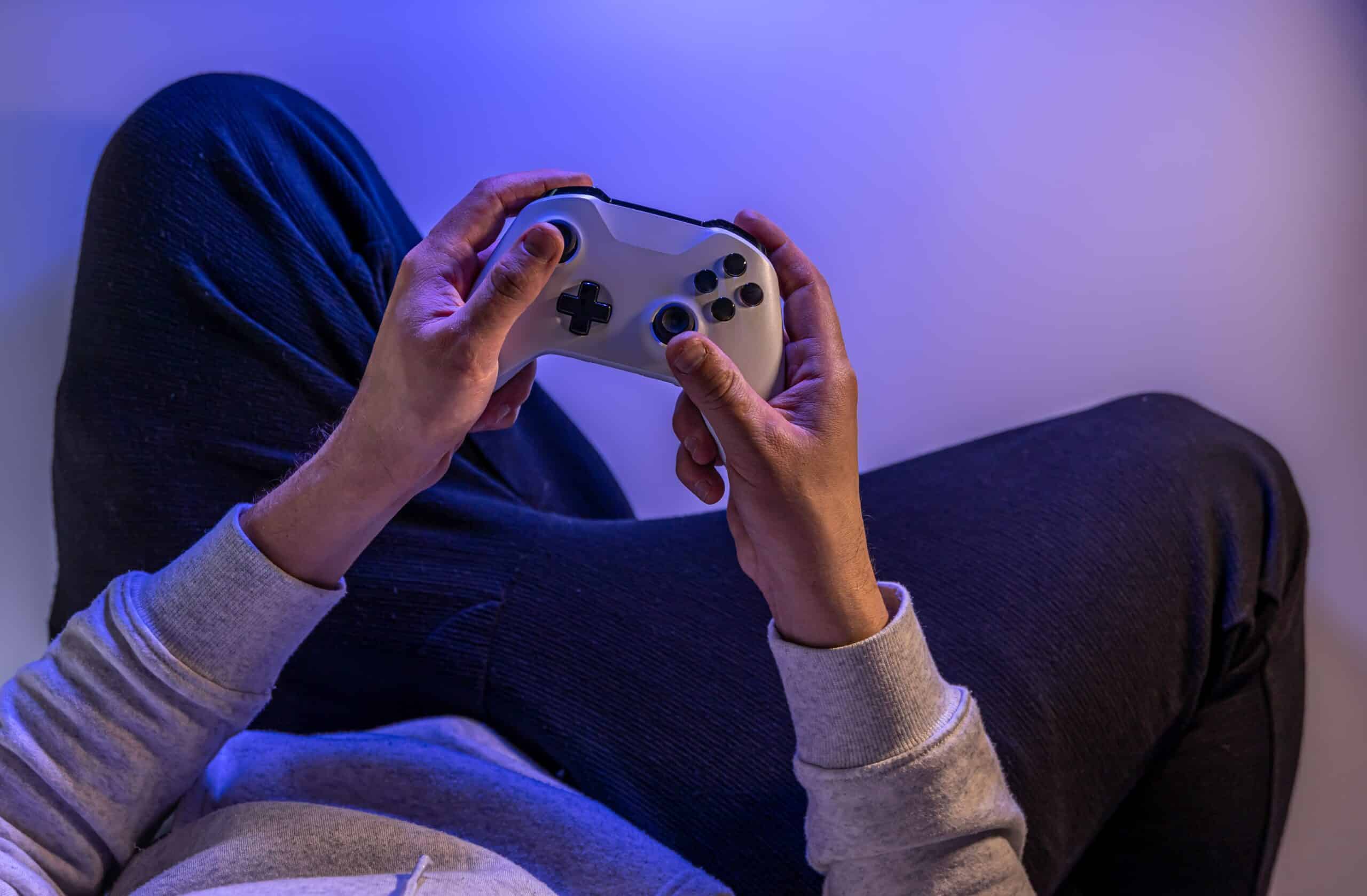 Addiction aux jeux vidéo : le type de lien entretenu entre un joueur et ...